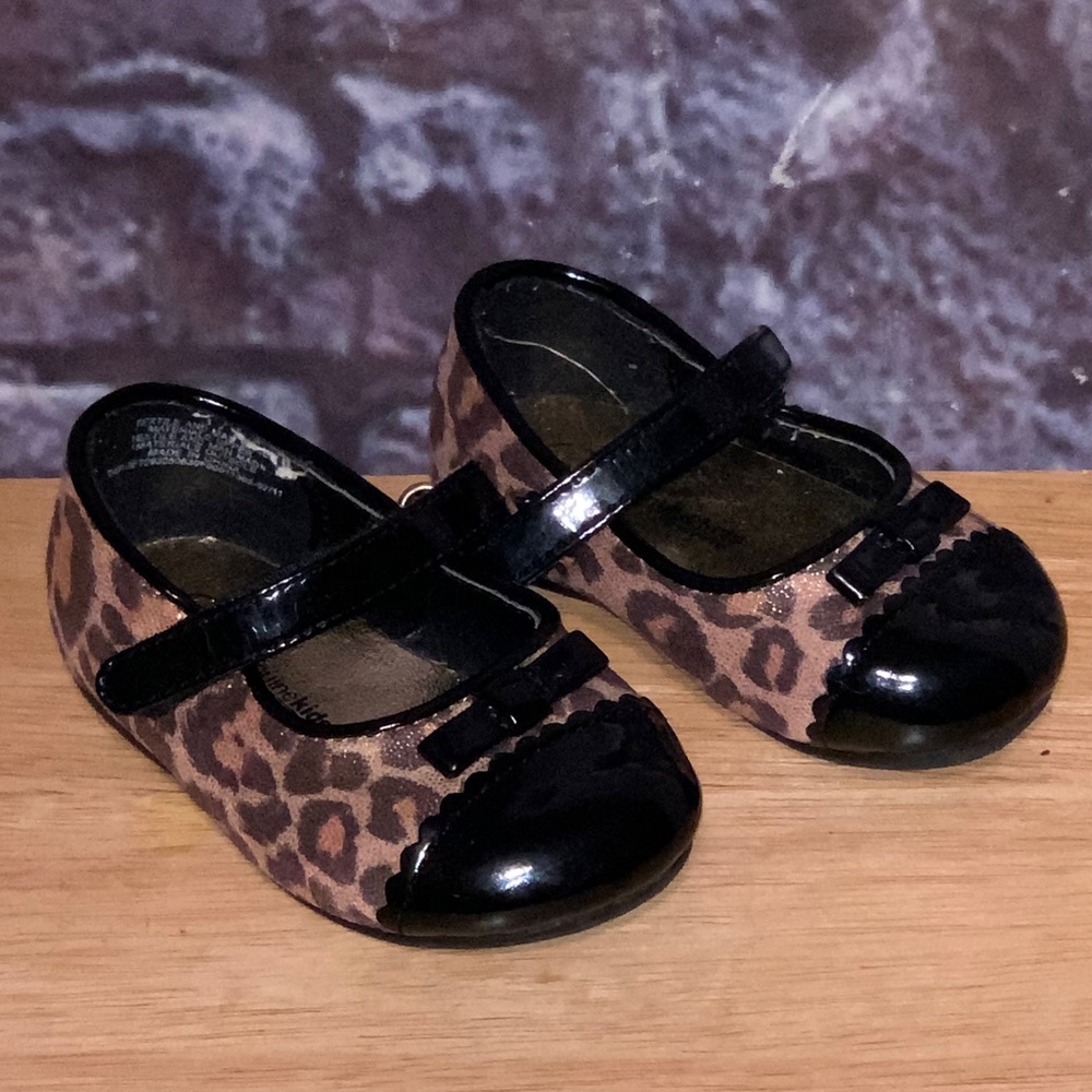 Genuine Kids OshKosh Girls Toddler Maryjane Shoes